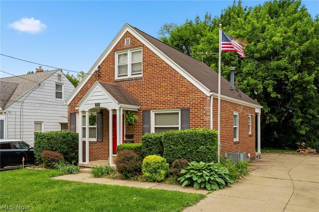 272 Schrop Avenue Akron OH 44312