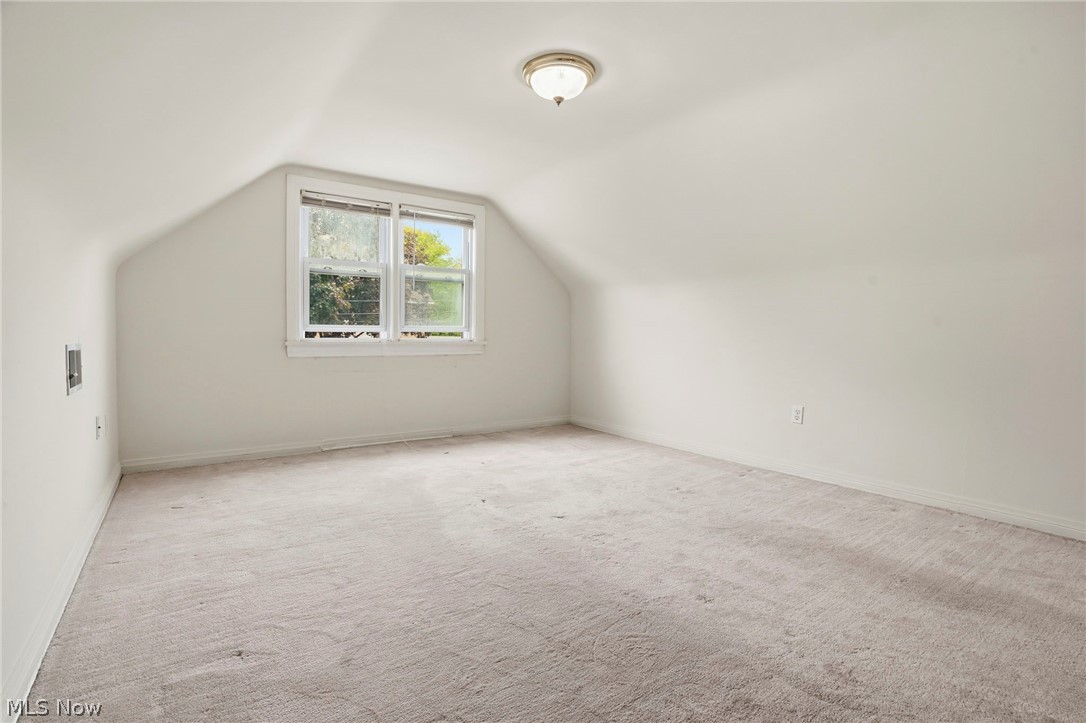272 Schrop Avenue Akron OH 44312