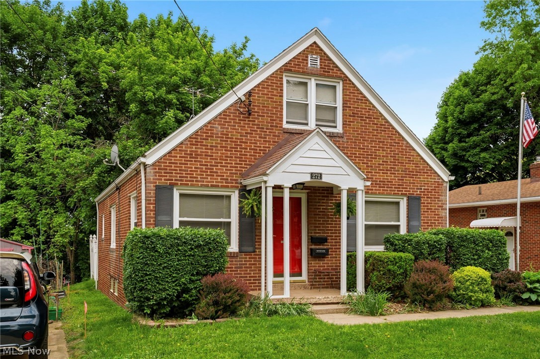 272 Schrop Avenue Akron OH 44312