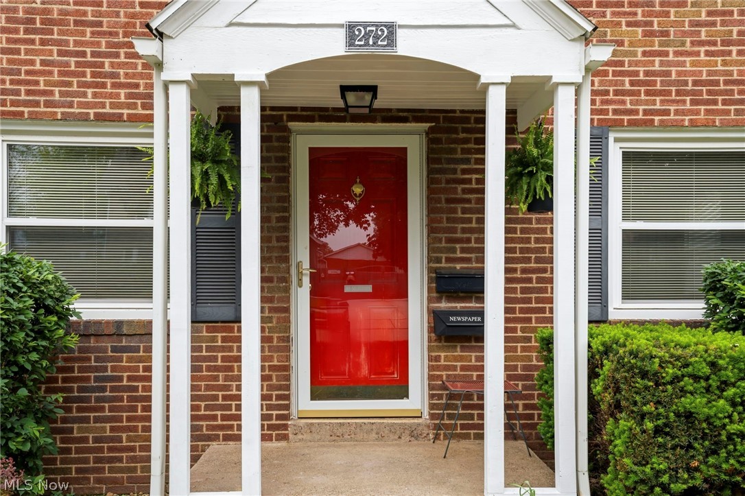 272 Schrop Avenue Akron OH 44312