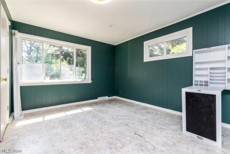 24580 Penshurst Drive Beachwood OH 44122