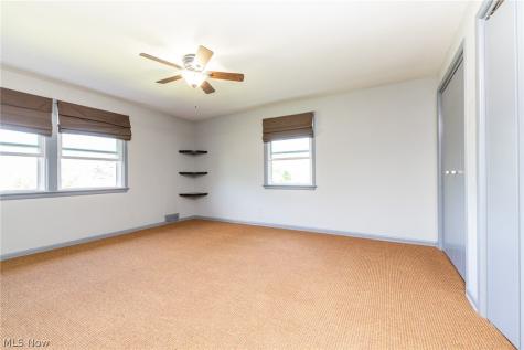 24580 Penshurst Drive Beachwood OH 44122
