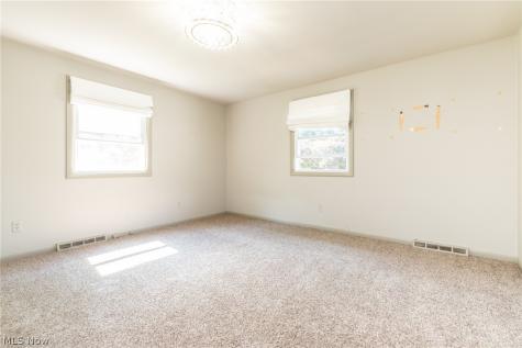 24580 Penshurst Drive Beachwood OH 44122
