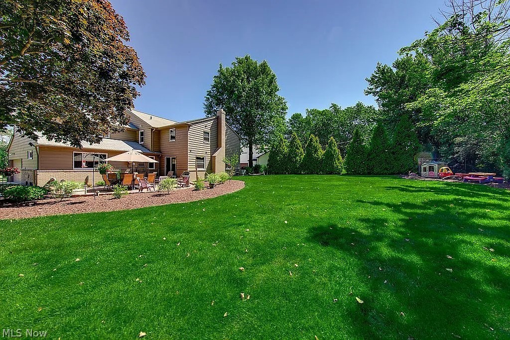 24580 Penshurst Drive Beachwood OH 44122