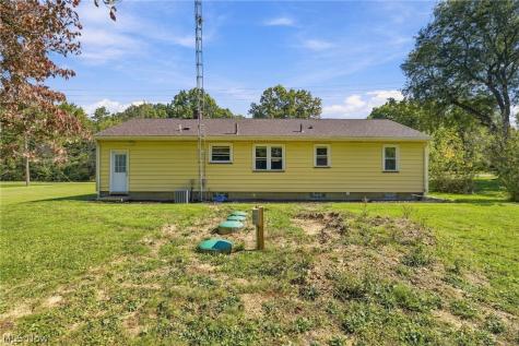 1595 Kenyon Avenue SW Massillon OH 44647