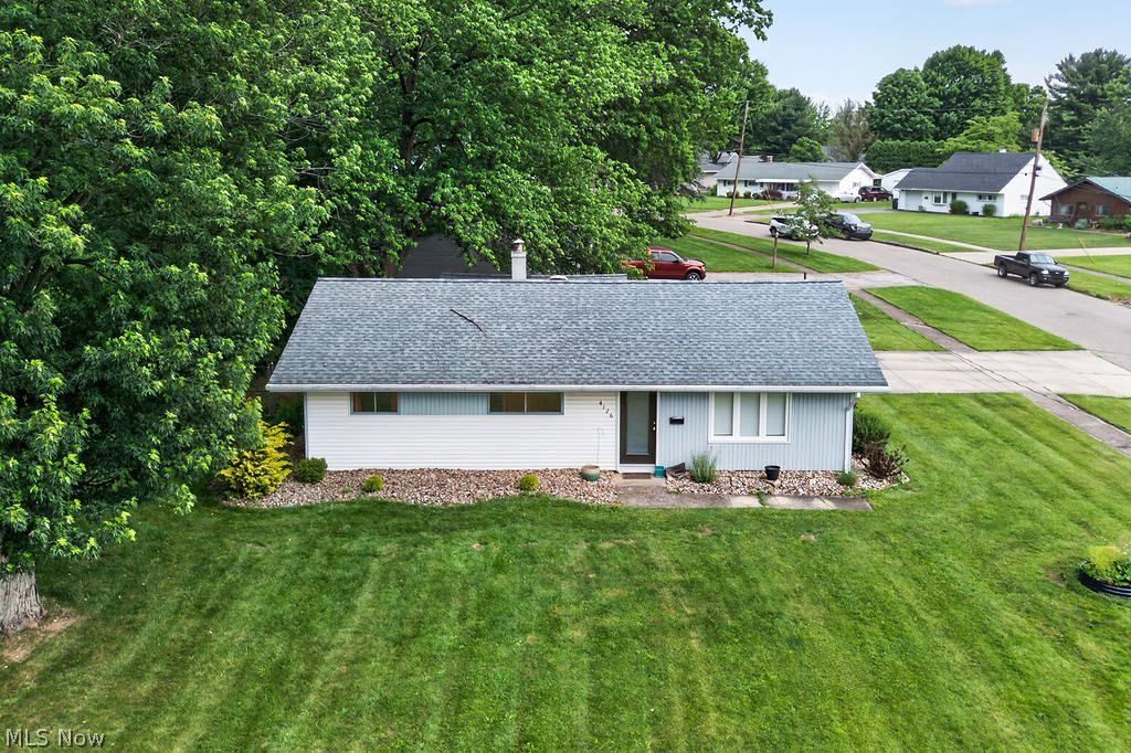 4126 Woodmere Drive Austintown OH 44515