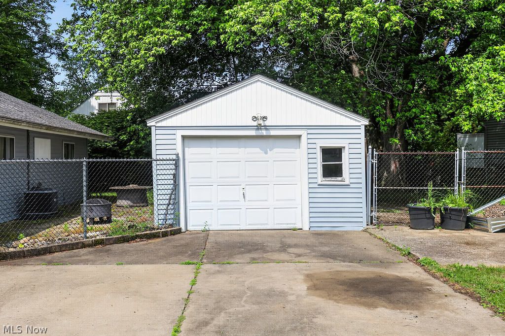 4126 Woodmere Drive Austintown OH 44515