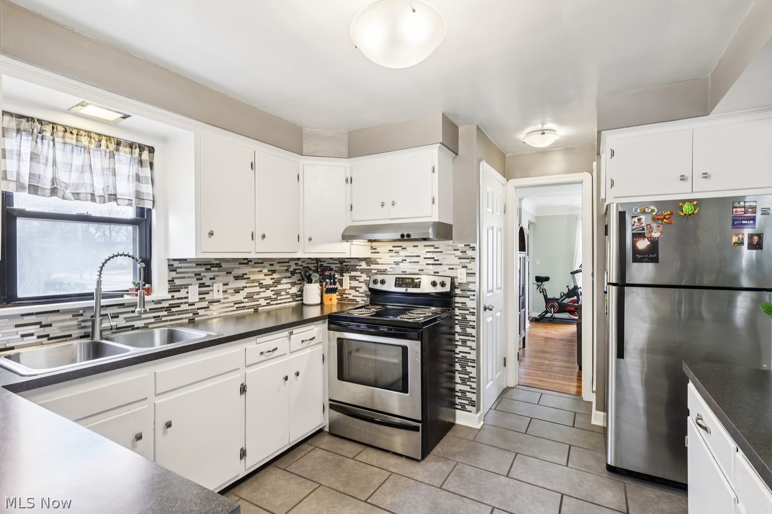 4318 Bluestone Road Cleveland OH 44121