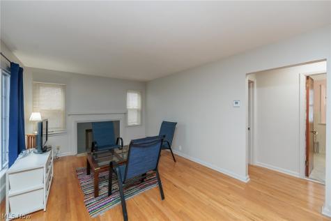 2071 Wrenford Road South Euclid OH 44121