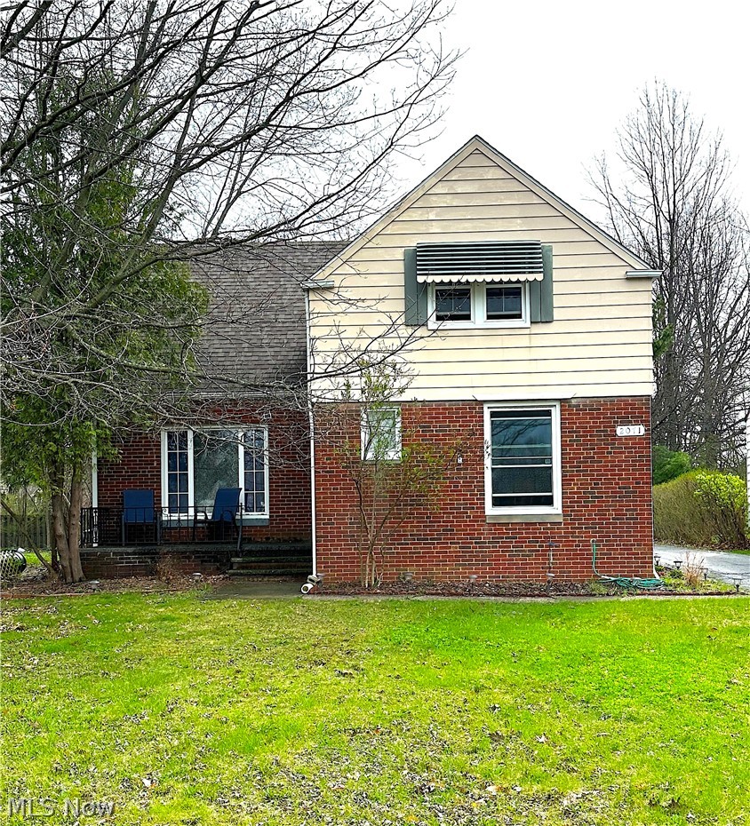 2071 Wrenford Road South Euclid OH 44121