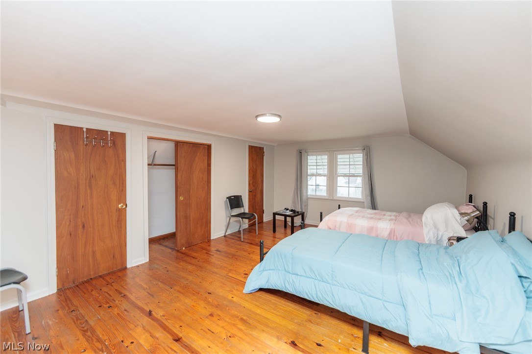 2071 Wrenford Road South Euclid OH 44121