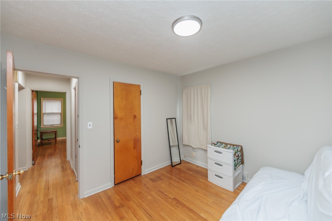 2071 Wrenford Road South Euclid OH 44121