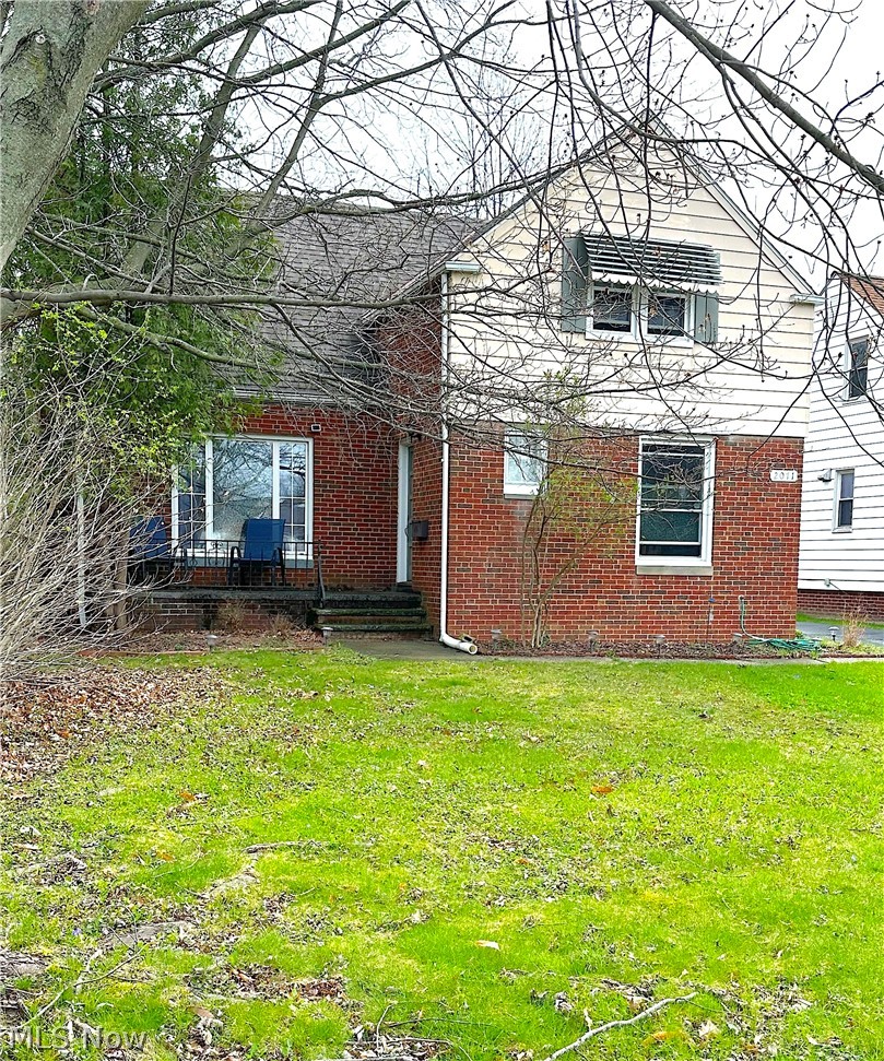 2071 Wrenford Road South Euclid OH 44121