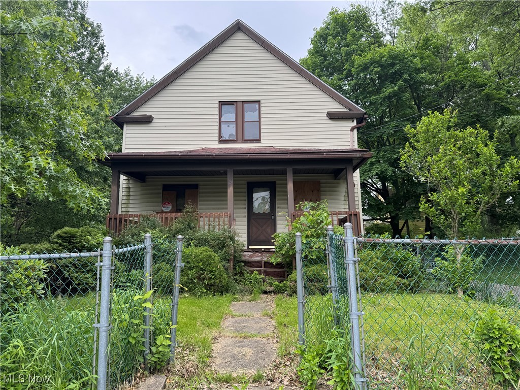 833 Sherman Street Akron OH 44311