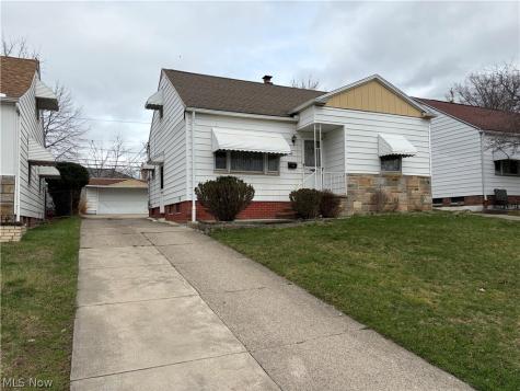 18915 Longview Avenue Maple Heights OH 44137