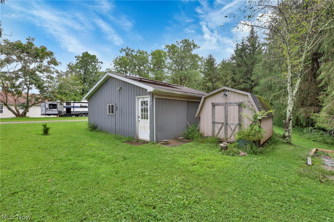 3557 E State Route 60 NE Mcconnelsville OH 43756