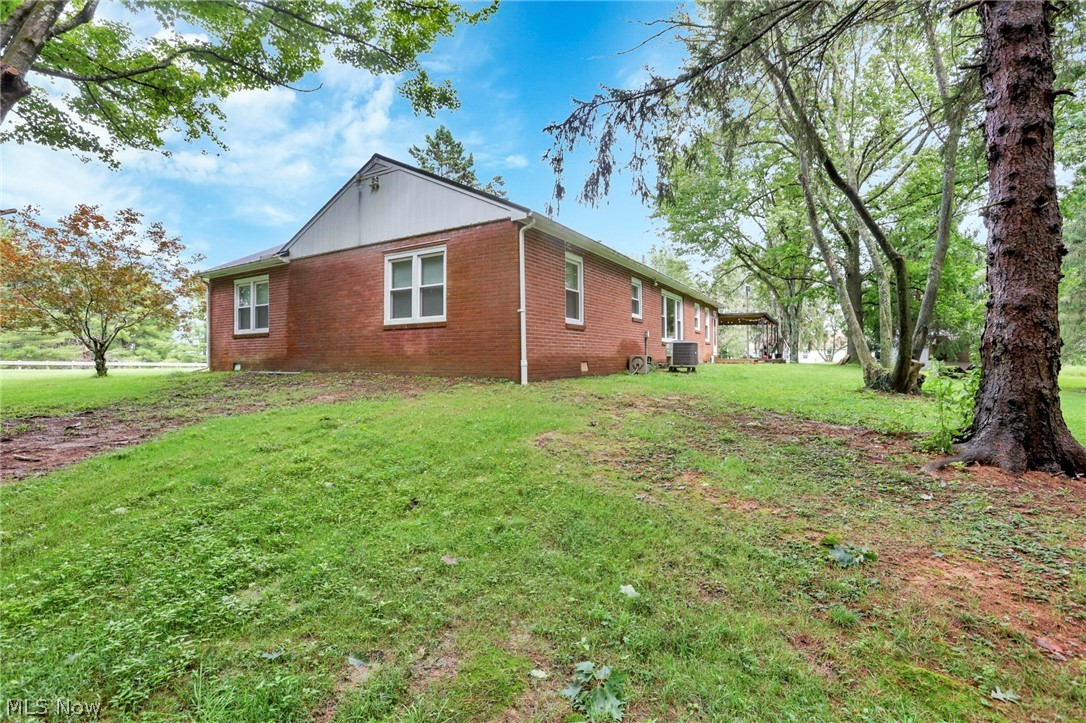 3557 E State Route 60 NE Mcconnelsville OH 43756