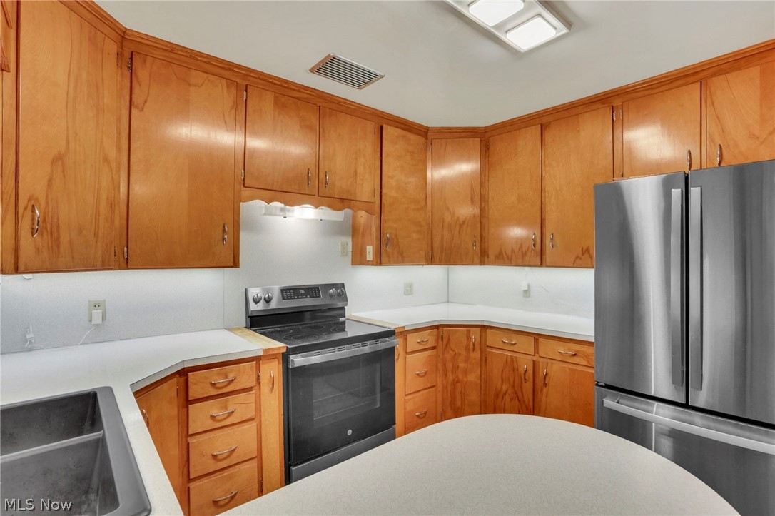 3557 E State Route 60 NE Mcconnelsville OH 43756