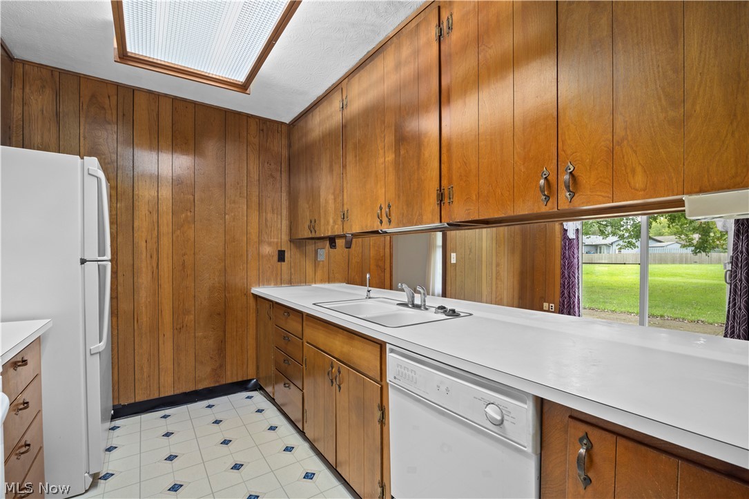 5638 Mills Creek Lane North Ridgeville OH 44039