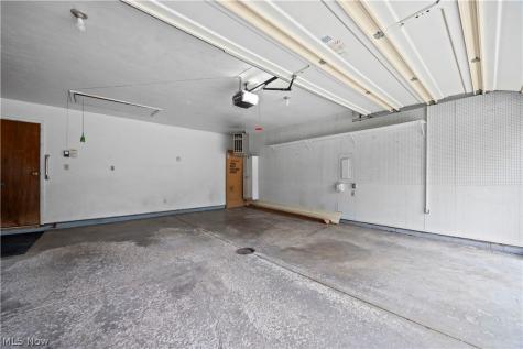 5638 Mills Creek Lane North Ridgeville OH 44039