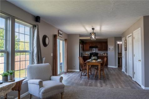 38210 Kingston Drive North Ridgeville OH 44039