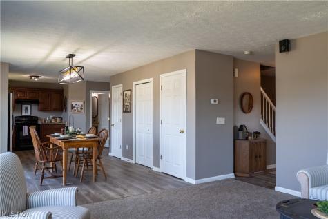 38210 Kingston Drive North Ridgeville OH 44039