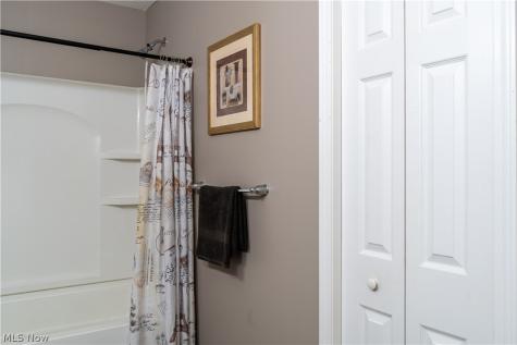 38210 Kingston Drive North Ridgeville OH 44039
