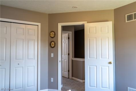 38210 Kingston Drive North Ridgeville OH 44039
