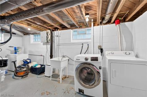 5738 W 45th Street Parma OH 44134