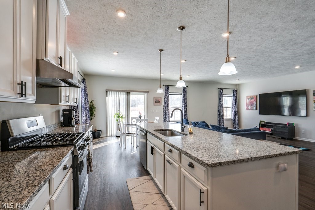 8325 Bedaos Drive Mentor OH 44060