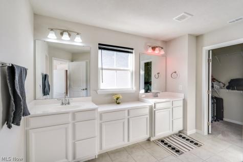 8325 Bedaos Drive Mentor OH 44060