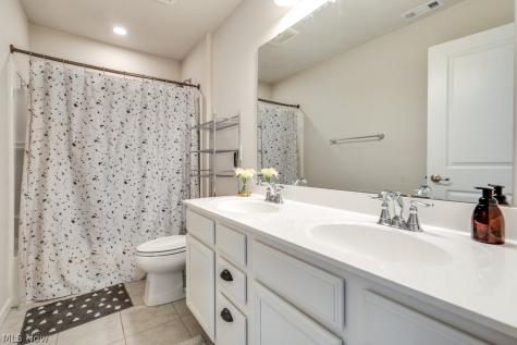8325 Bedaos Drive Mentor OH 44060