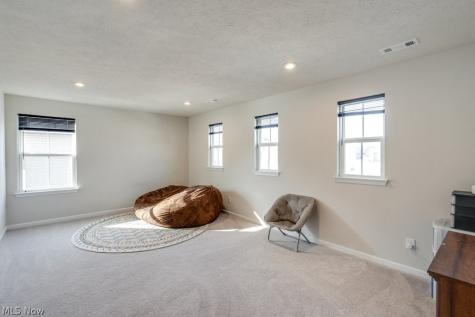 8325 Bedaos Drive Mentor OH 44060