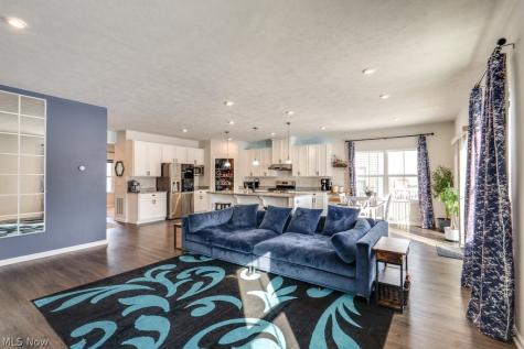 8325 Bedaos Drive Mentor OH 44060