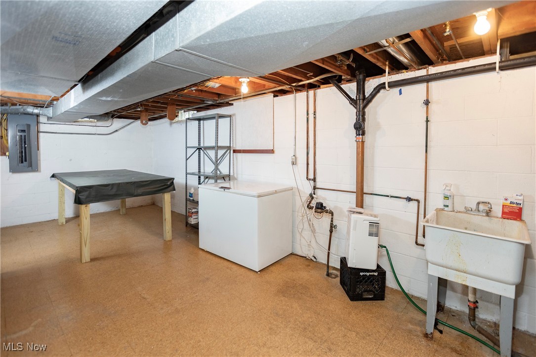 18699 High Parkway Rocky River OH 44116