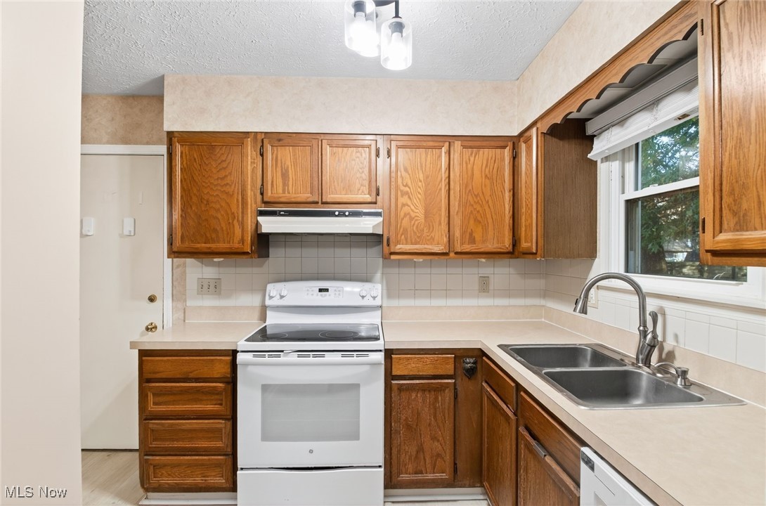 1501 Rolling Meadows Drive Vermilion OH 44089