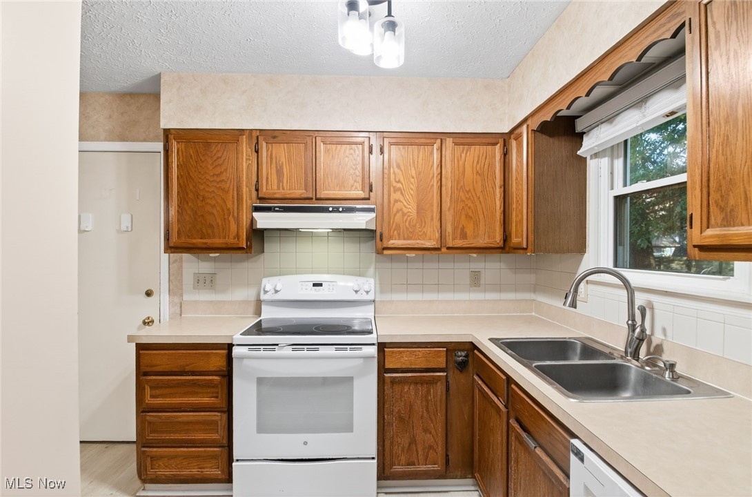 1501 Rolling Meadows Drive Vermilion OH 44089