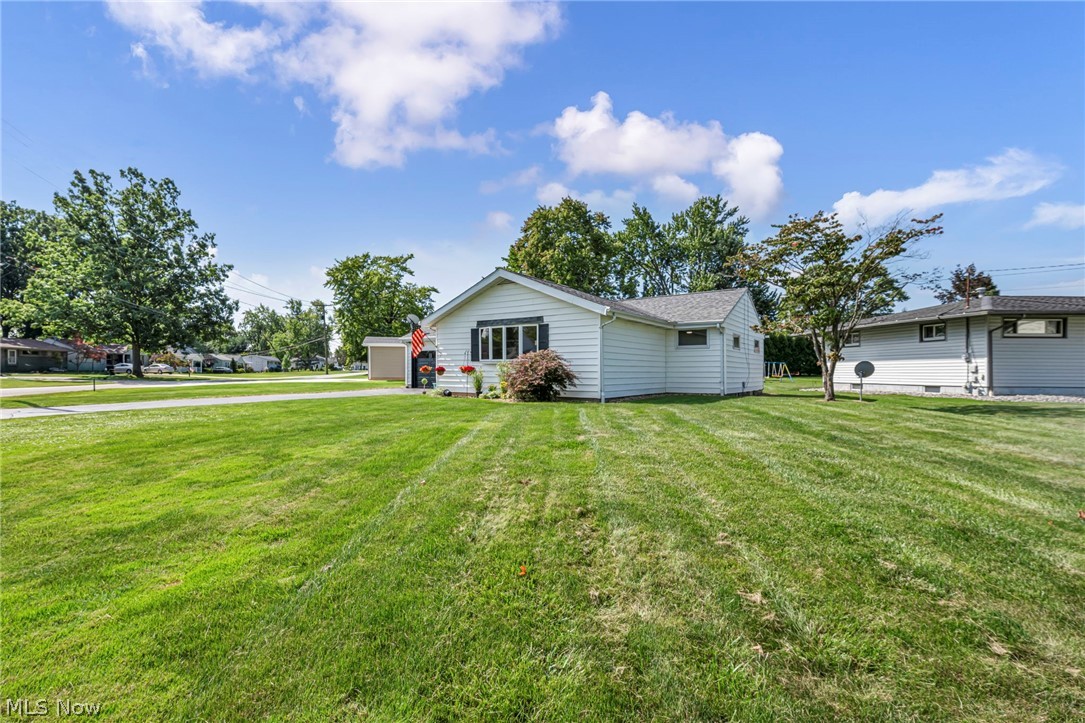 99 Indian Lake Boulevard Canfield OH 44406