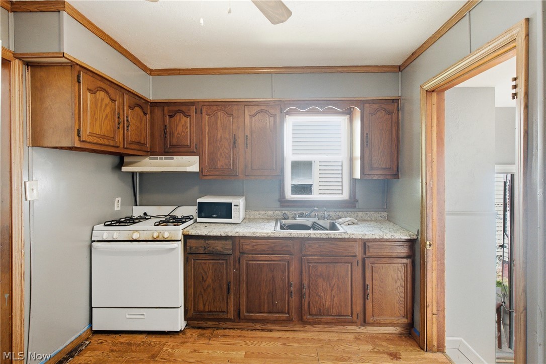 13120 Crennell Avenue Cleveland OH 44105