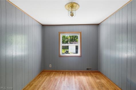 13120 Crennell Avenue Cleveland OH 44105