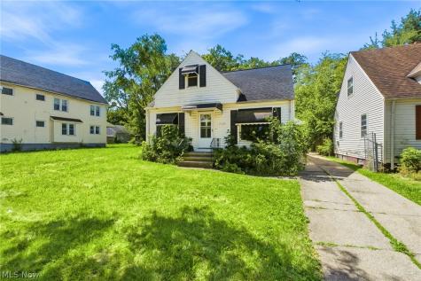 13120 Crennell Avenue Cleveland OH 44105