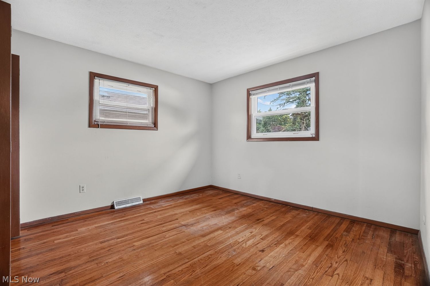 6311 Dunfield Drive Mayfield Heights OH 44143