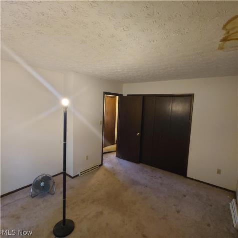 6407 Woodmoor Avenue NW Canton OH 44718