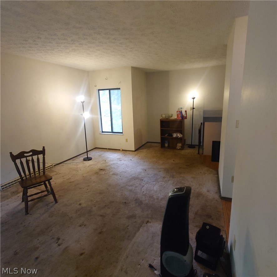 6407 Woodmoor Avenue NW Canton OH 44718