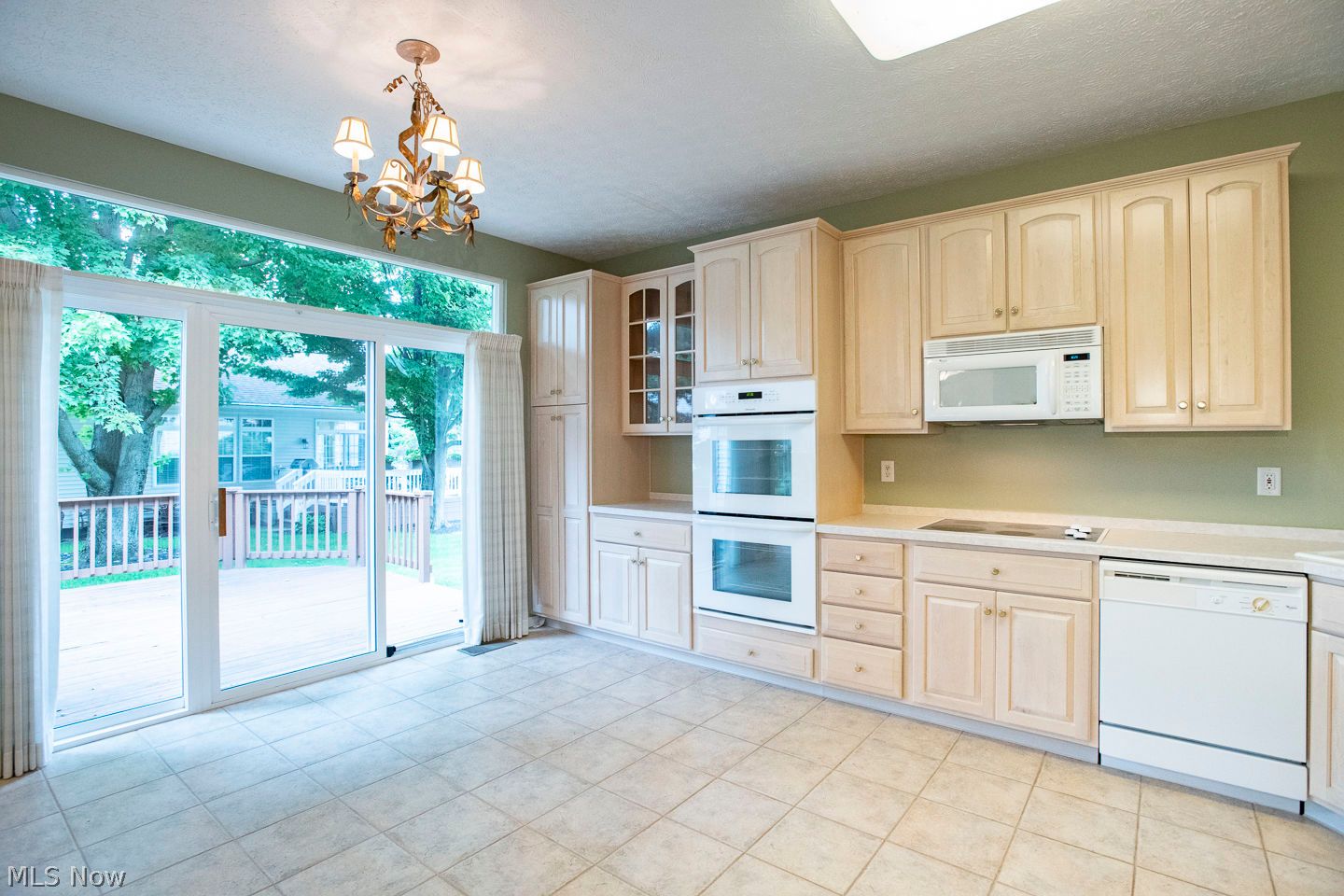 31776 Gardenside Drive Avon Lake OH 44012