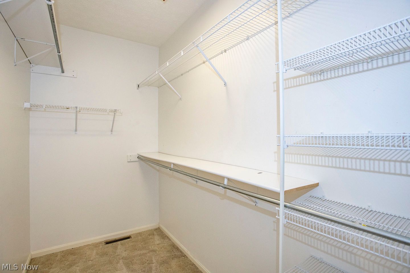 31776 Gardenside Drive Avon Lake OH 44012