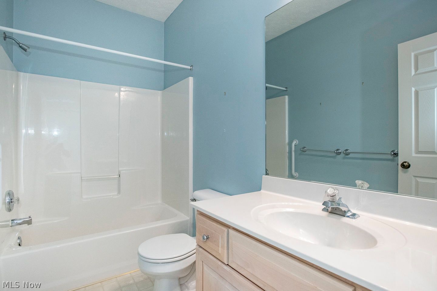 31776 Gardenside Drive Avon Lake OH 44012