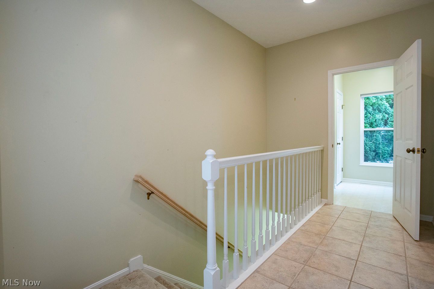31776 Gardenside Drive Avon Lake OH 44012