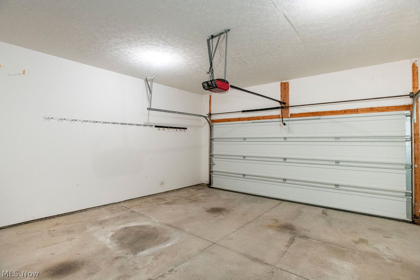 31776 Gardenside Drive Avon Lake OH 44012