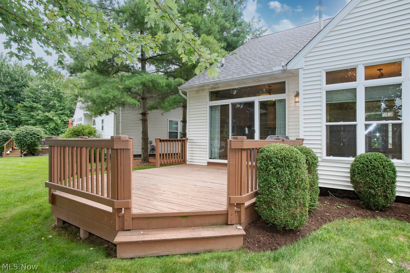 31776 Gardenside Drive Avon Lake OH 44012